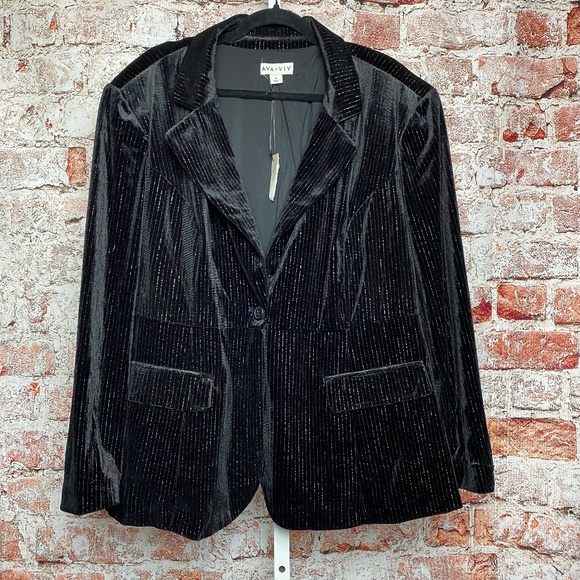 NWT AVA & VIV Womenʻs Plus Size Black Velvet Metallic Pinstripe Blazer 1X - Picture 2 of 12